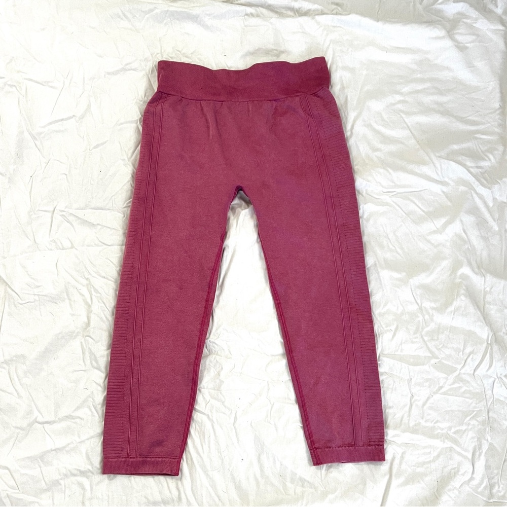 pink workout leggings